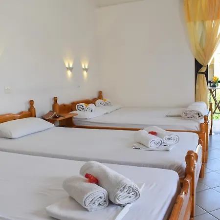 Spacious Studio Just 150m To The Beach *