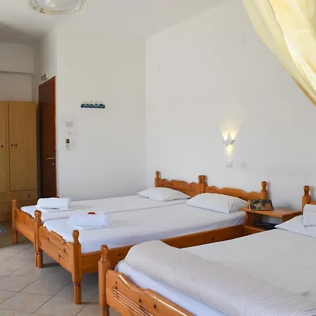 Spacious Studio Just 150m To The Beach Apartment *