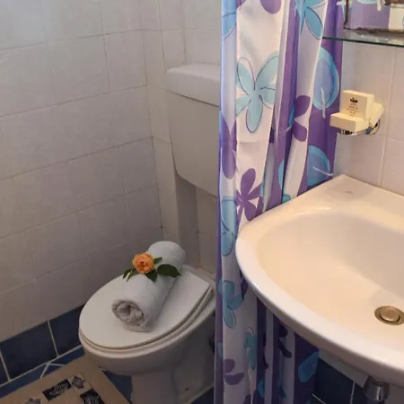 아파트 Spacious Studio Just 150m To The Beach *