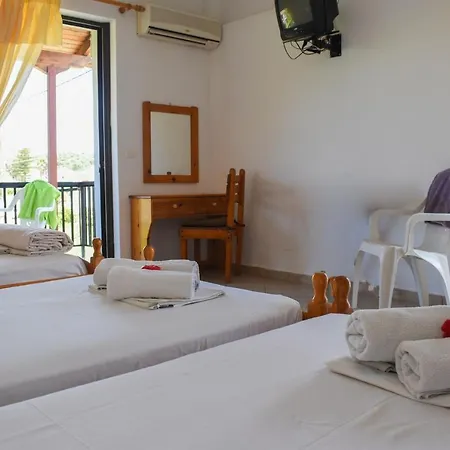 Spacious Studio Just 150m To The Beach 아파트